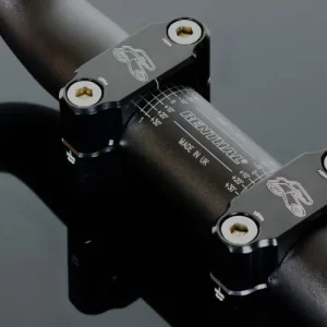 RENTHAL KIEROWNICA (36MM) MX FATBAR 36 HANDLEBAR BLACK RC/HONDA CRF, KAWASAKI KX/KXF KOLOR CZARNY Z GĄBKA Szybka wysyłka