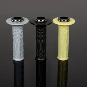 Bezpieczna płatność RENTHAL MANETKI MX R-WORKS LOCK-ON ULTRATACKY (HALF WAFFLE) KOLOR CZARNY
