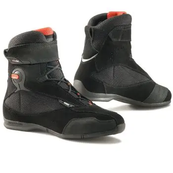 Bestseller TCX BUTY X-CUBE EVO WP KOLOR CZARNY ROZMIAR 43