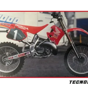 Super okazja TECNOSEL (BLACKBIRD) POKROWIEC/ POSZYCIE NA SIEDZENIE HONDA CR 125 ‘93-‘97, CR 250 ‘92-‘96, REPLICA TEAM HONDA ‘92, KOLOR CZERWONY, NAPIS HONDA