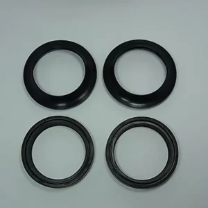 Cena promocyjna Uszczelniacze przedniego zawieszenia olejowe i pyłowe komplet Kawasaki ZX6/9R, Suzuki GSX1400, SV1000, VZR1800 46x58x10,5 FSD-042R