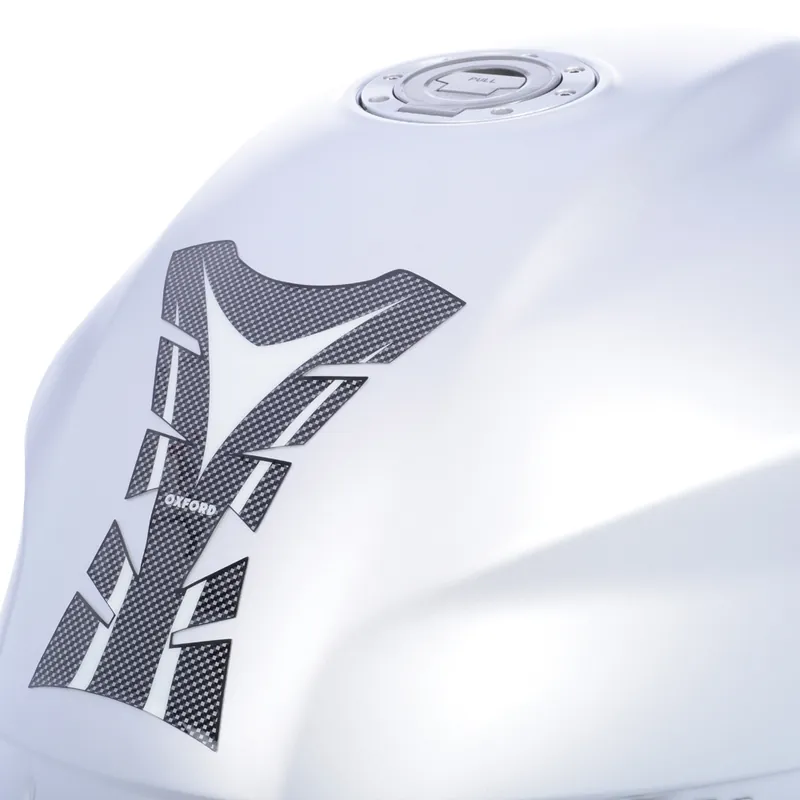 Bestseller OXFORD TANKPAD GLOWZ NAKLEJKA NA ZBIORNIK KOLOR CARBON (STARY KOD OX520)